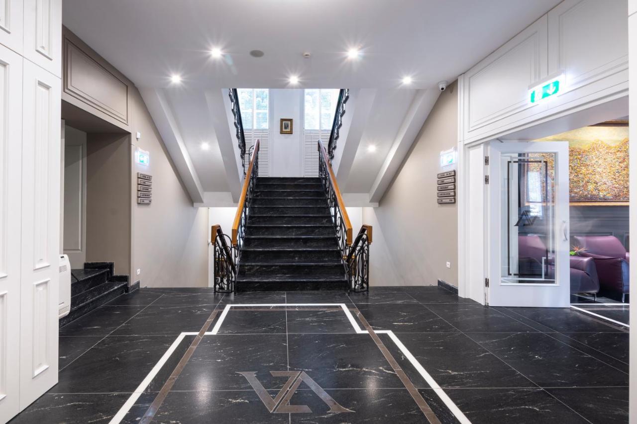 Vizualiza Residence Hotel Plovdiv Bagian luar foto