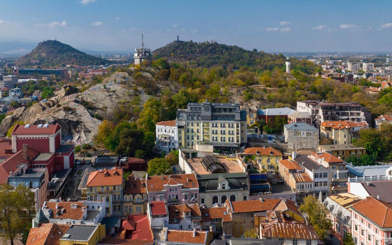 Vizualiza Residence Hotel Plovdiv Bagian luar foto
