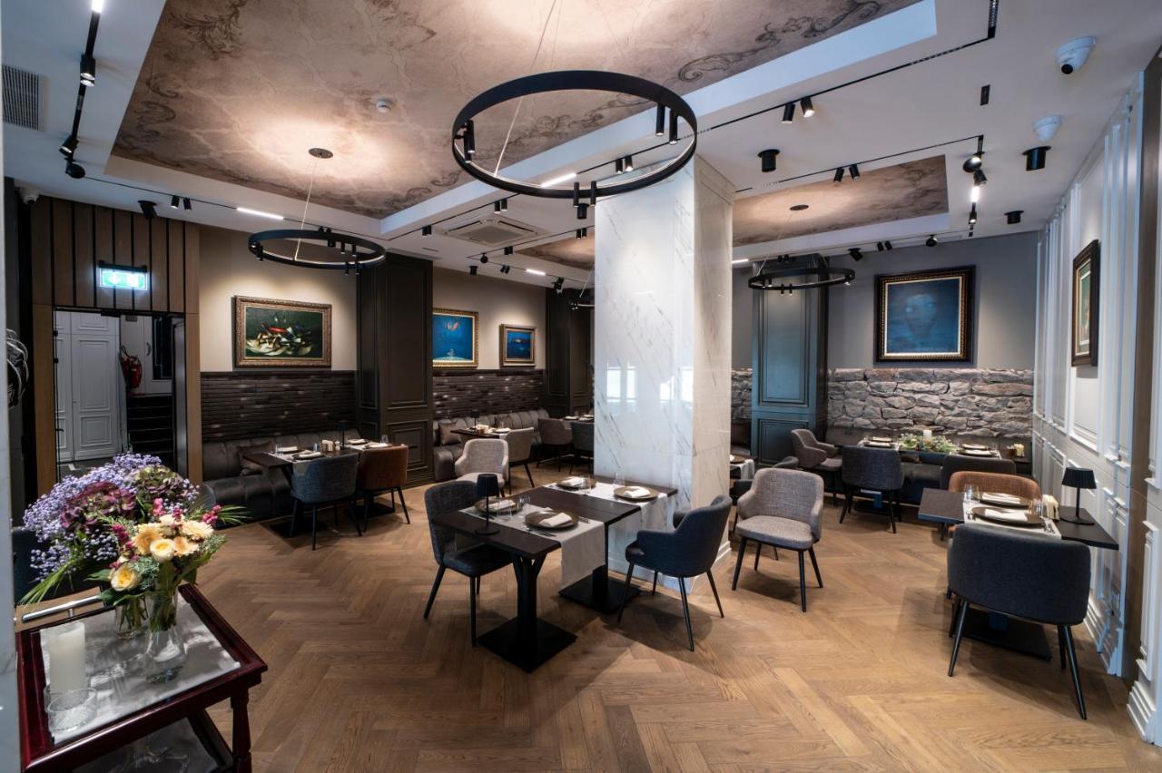 Vizualiza Residence Hotel Plovdiv Bagian luar foto