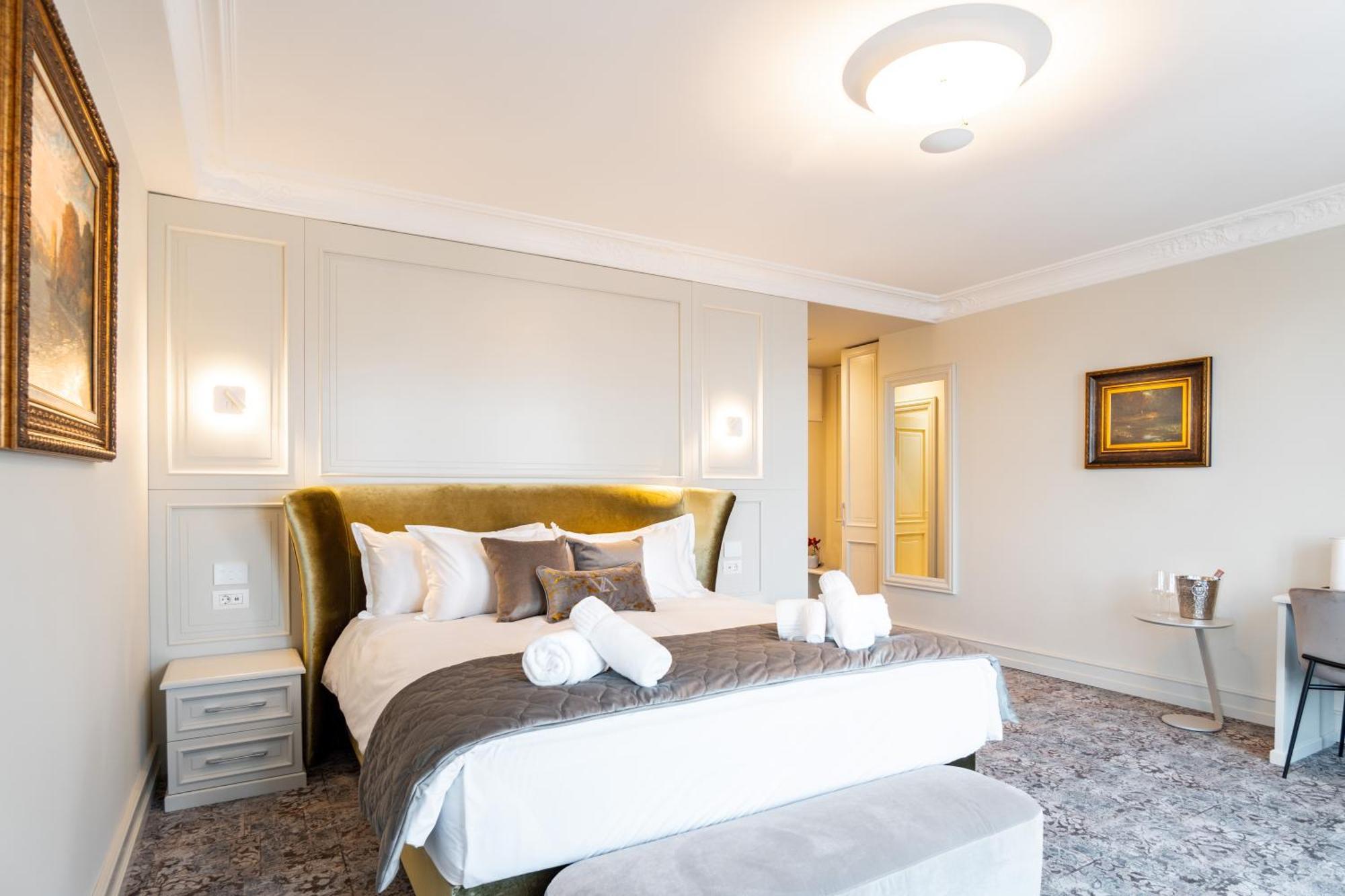 Vizualiza Residence Hotel Plovdiv Bagian luar foto