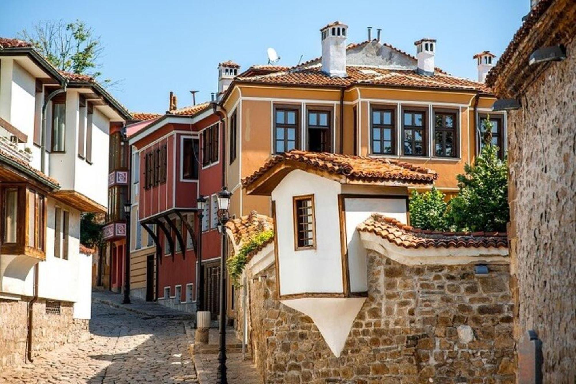 Vizualiza Residence Hotel Plovdiv Bagian luar foto